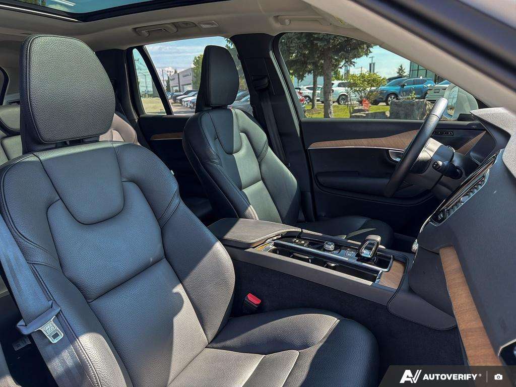 2024 Volvo XC90 B6 Plus Bright Theme thumb 21