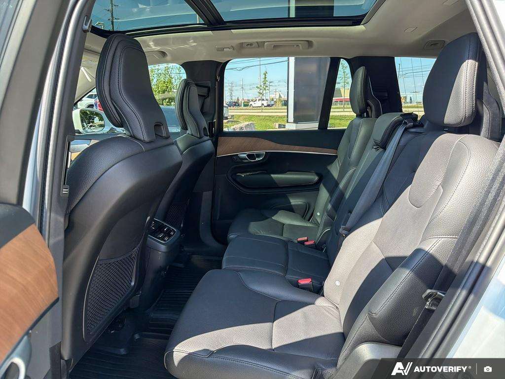 2024 Volvo XC90 B6 Plus Bright Theme thumb 22