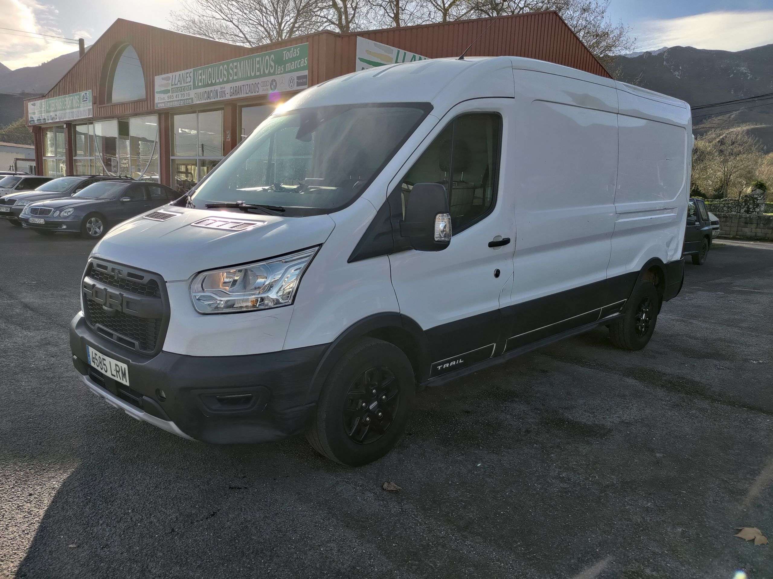 Ford Transit FT 350 L3 Van Trail 4x4 130 Trail - foto 1