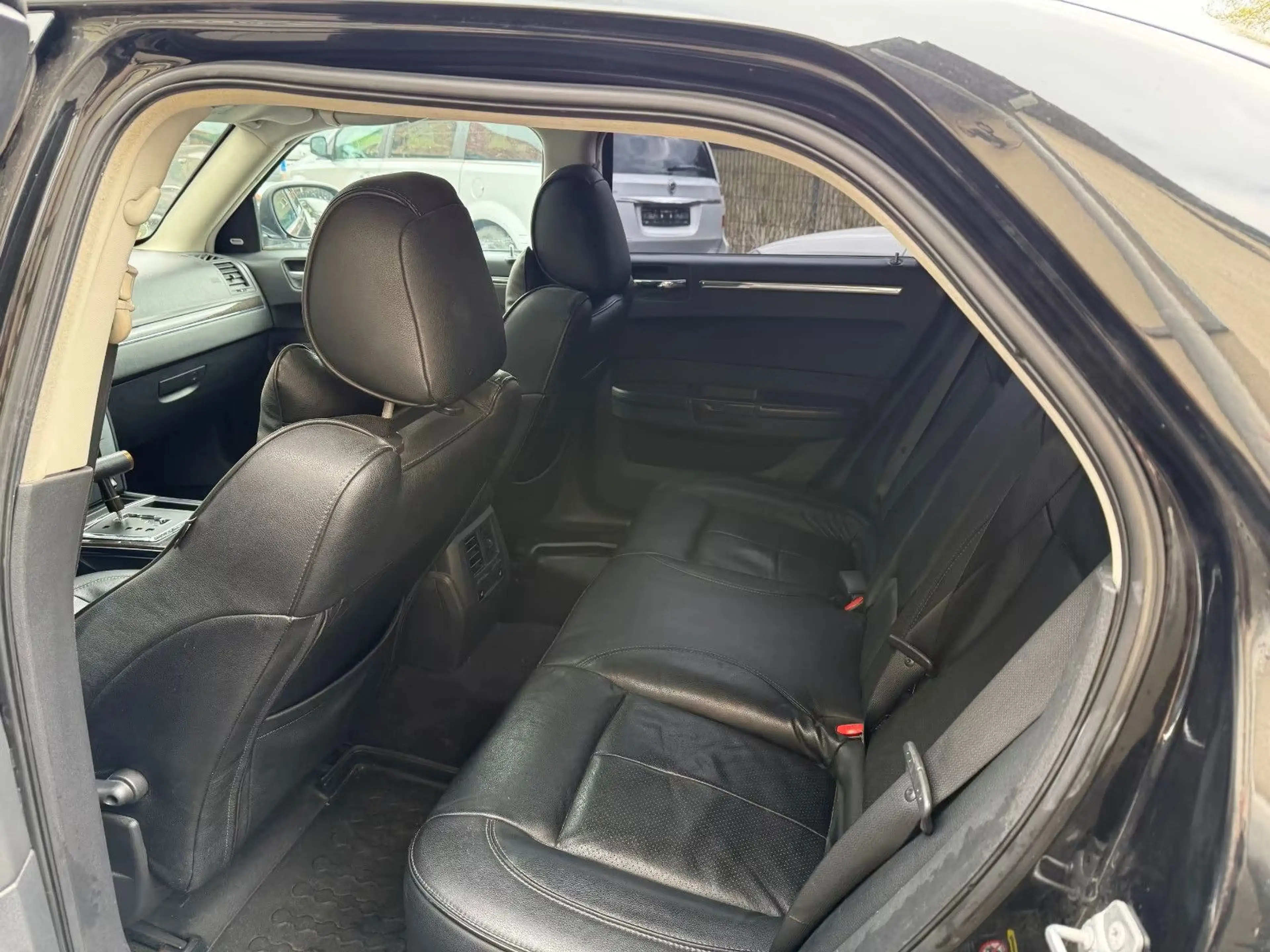 Chrysler 300C Chrysler 300C 3.0 CRD+Leder+Navi+SSD+22 Zoll+ — photo 9