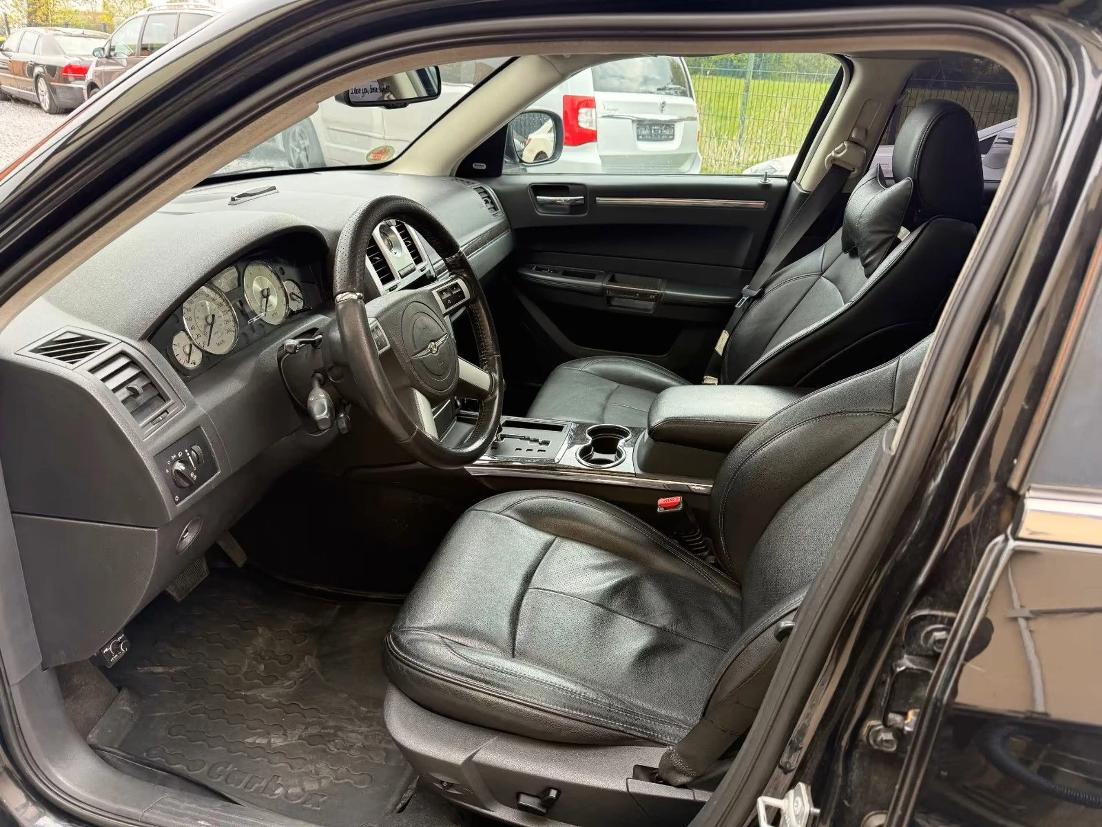 Chrysler 300C Chrysler 300C 3.0 CRD+Leder+Navi+SSD+22 Zoll+ — photo 7