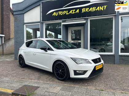 SEAT Leon 1.4 TSI FR / NAVI / CRUISE / LED / XENON /