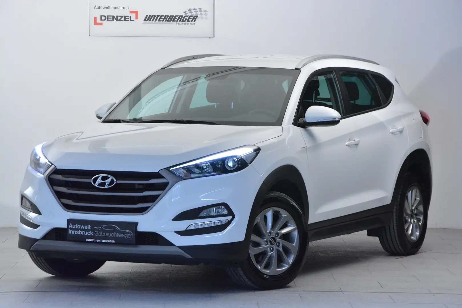 Hyundai TUCSON 1,7 CRDI GO Wit - 1