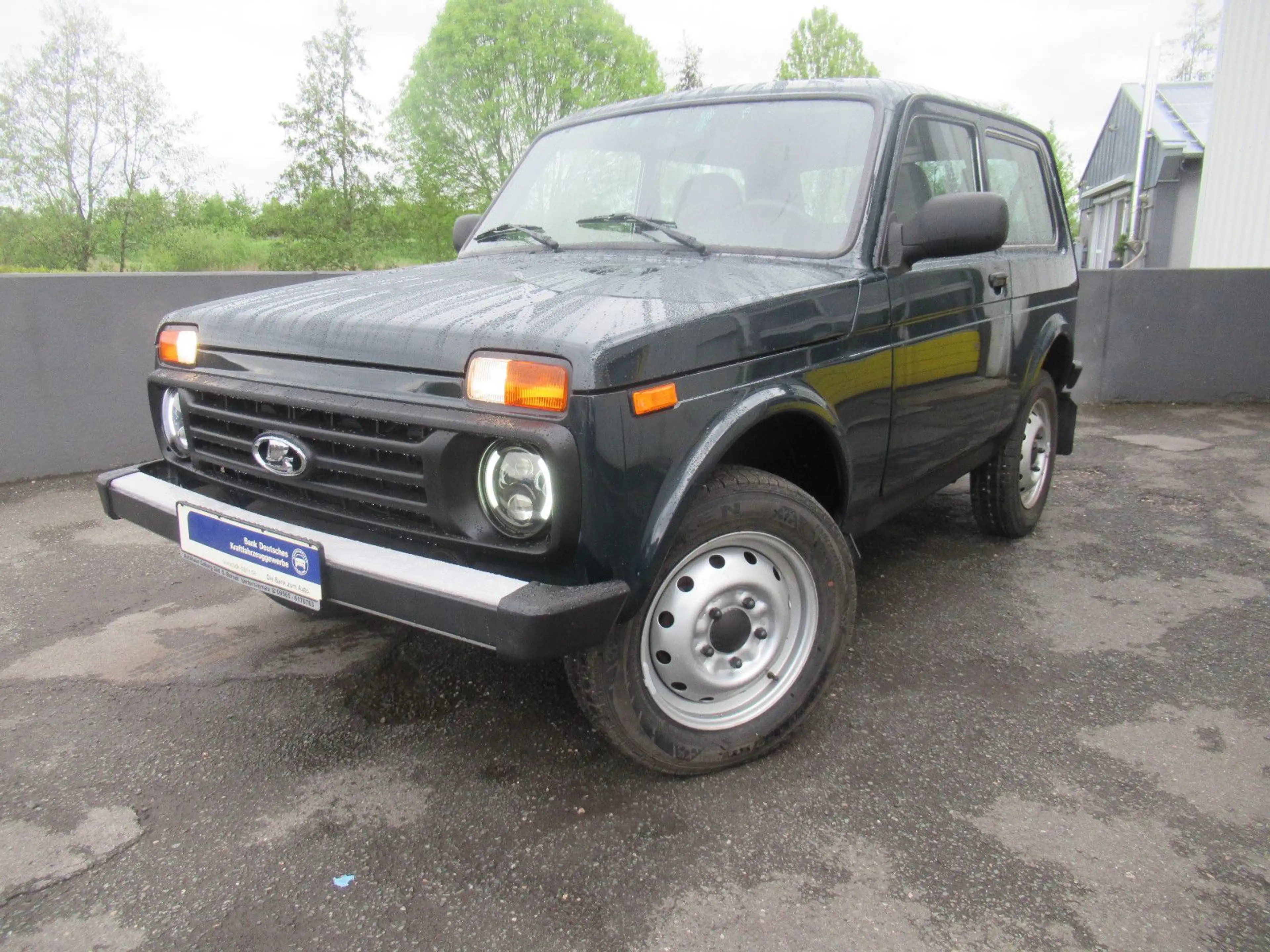 Lada Niva 4x4 LED AHK RADIO v. VERTRAGSHÄNDLER — photo 4