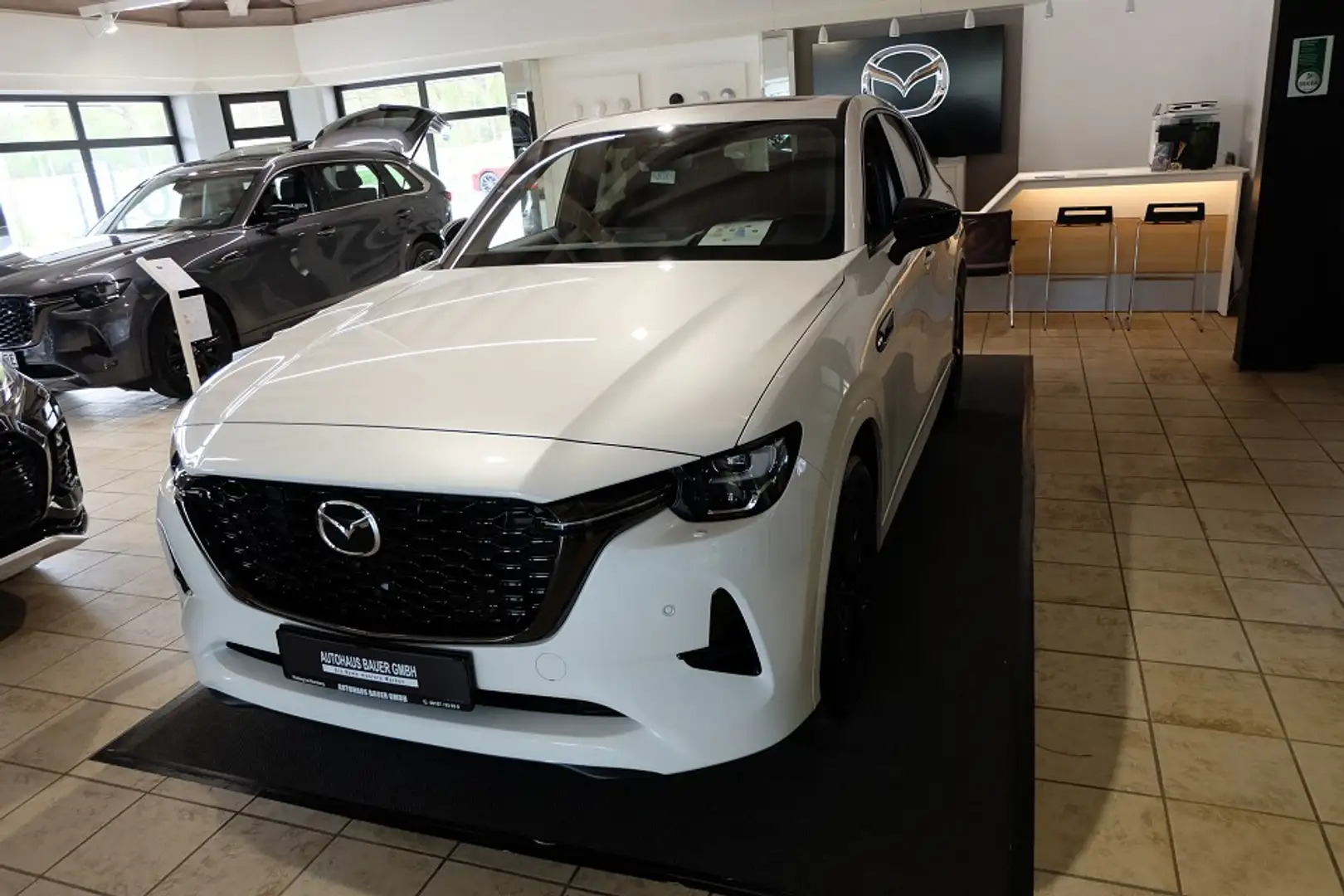 Mazda CX-60 2025 e-SKYACTIV PHEV AWD - ICH MUSS WEG !!! Weiß - 2