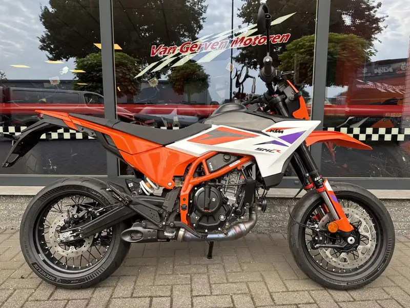 KTM 390 SMC R