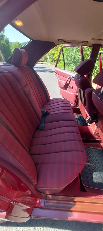 Mercedes-Benz 190 E 2.0, foto 12