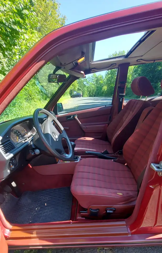 Mercedes-Benz 190 E 2.0, foto 7