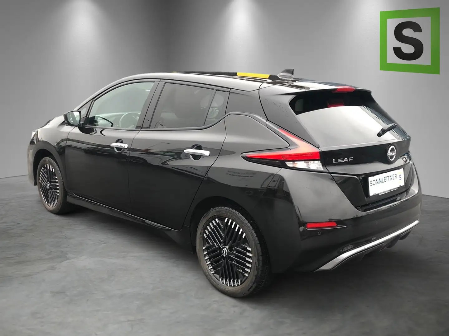 Nissan Leaf LEAF (ZE1) N-Connecta 62 kWh Schwarz - 2
