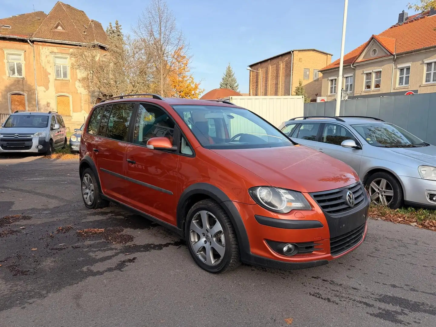 Volkswagen Touran Touran 1.4 TSI DSG Highline Orange - 2