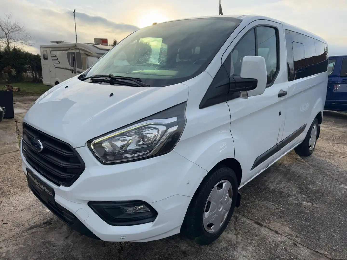 Ford Transit /Tourneo Custom 320 L1 Trend*9 SITZER* Blanc - 1