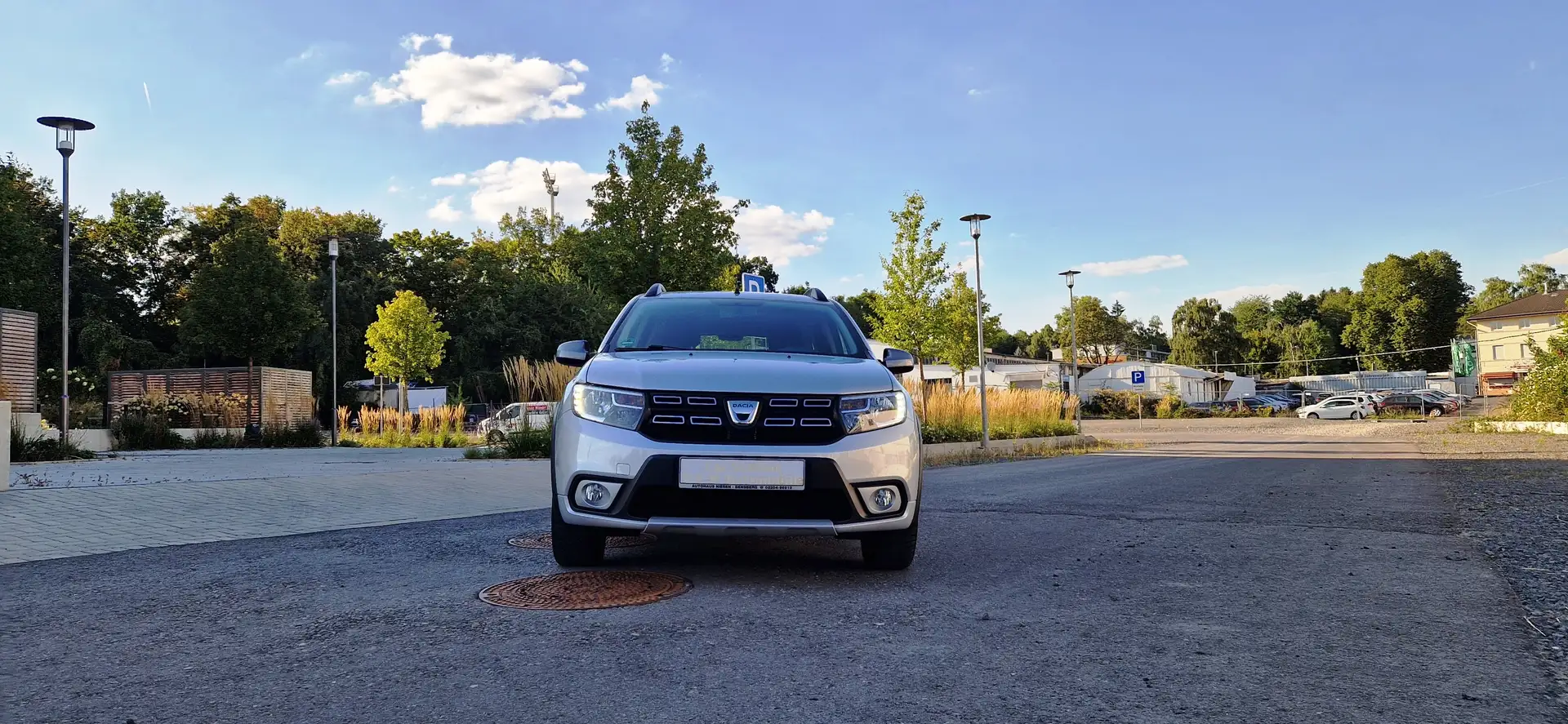 Dacia Logan Stepway/1Hand/36000km/Scheckheft/Rückfahrkamera Argent - 2