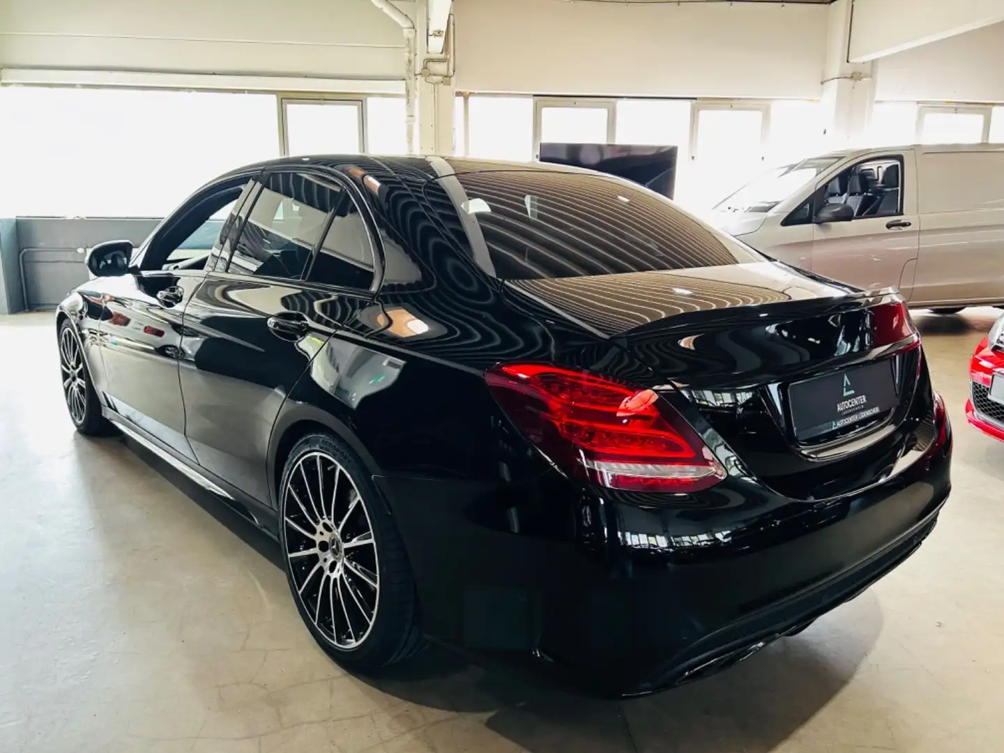 Mercedes-Benz C 400 Classe 4Matic Business Executive 7G-Tronic A Černá - 2