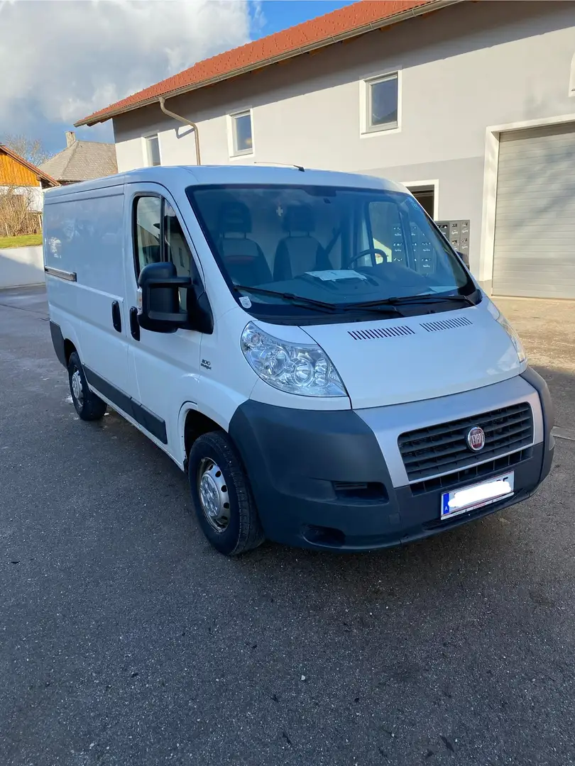Fiat Ducato GR-Panorama 33 L2H2 2,2 JTD 100 - 1