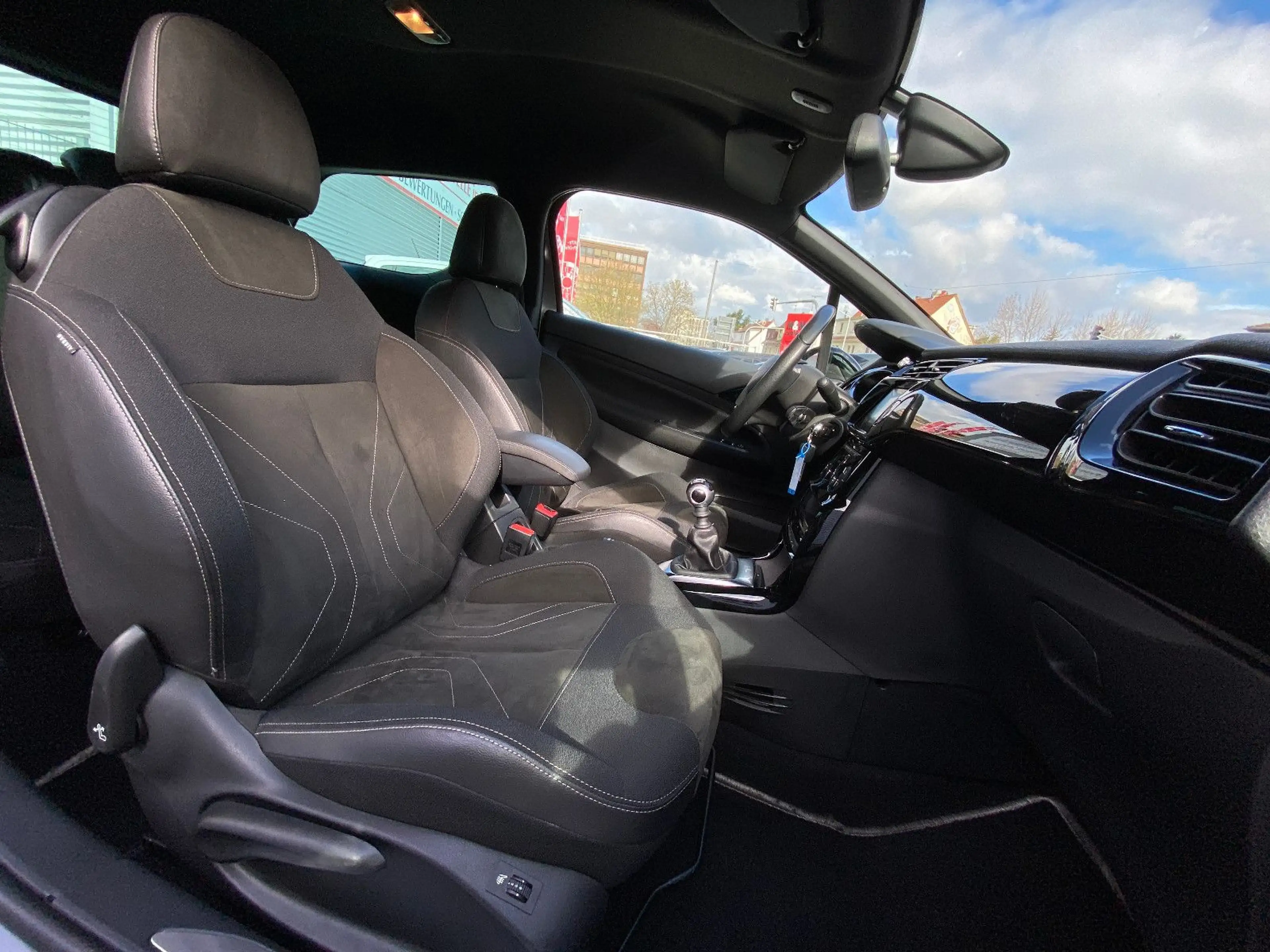 DS Automobiles DS 3 DS 3 Sport Chic Nav/CarPlay/LED/Sh/Kamera/Alcant — photo 8