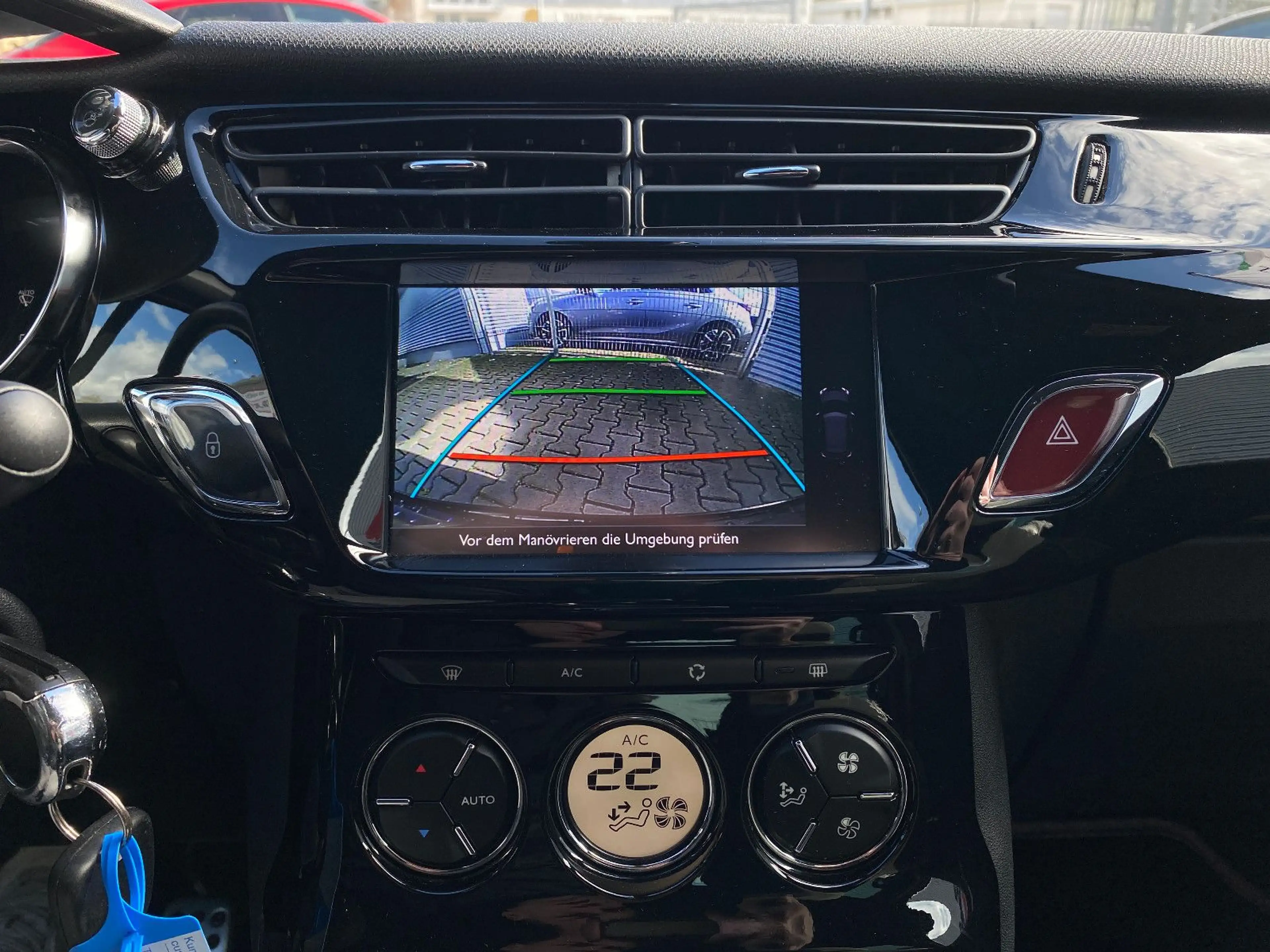 DS Automobiles DS 3 DS 3 Sport Chic Nav/CarPlay/LED/Sh/Kamera/Alcant — photo 12