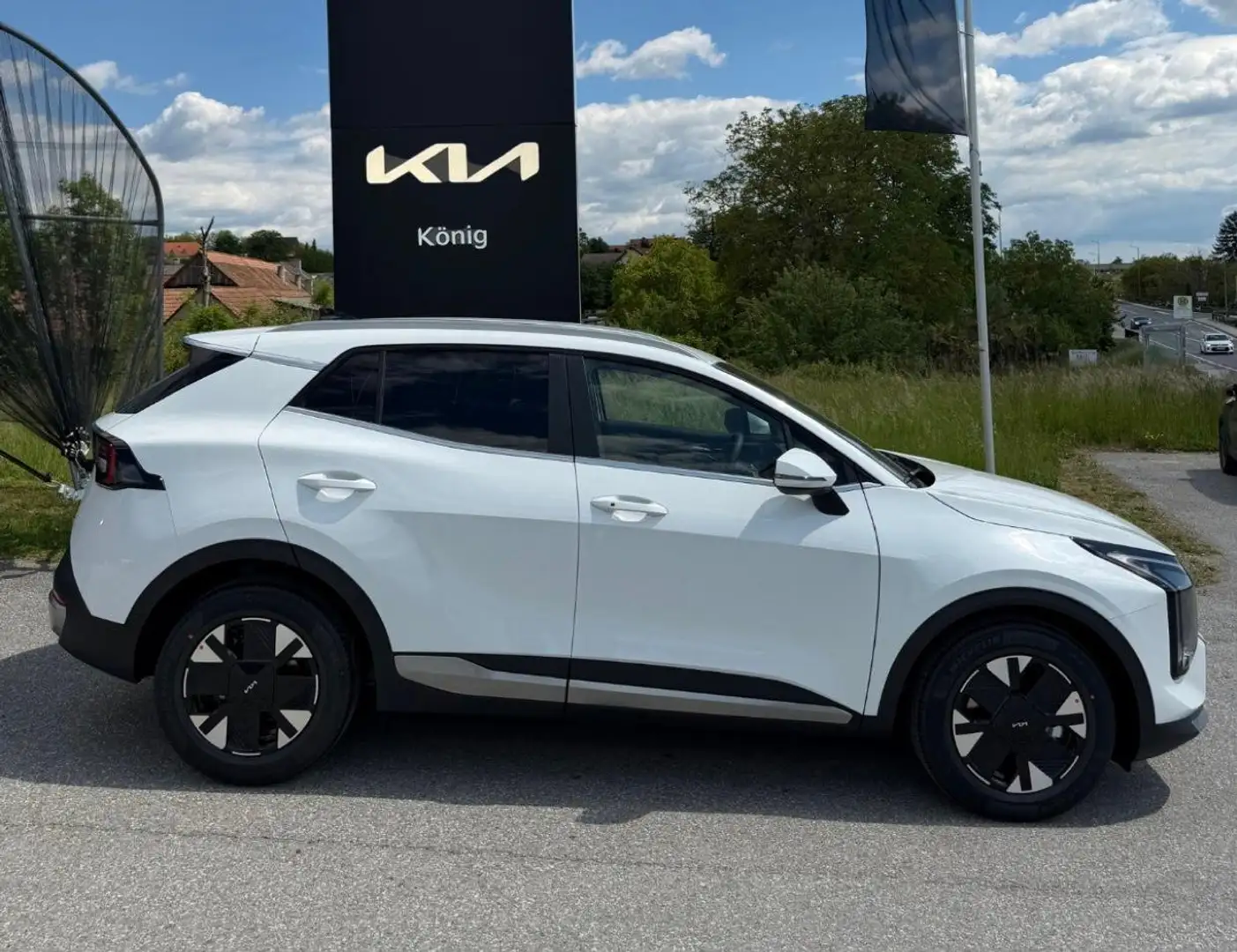 Kia Sportage SPORTAGE/SILBER/1.6 TGDI/MT6/2WD/150 Weiß - 1