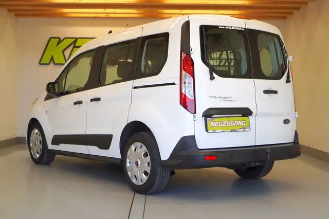 Ford Transit Connect view 7