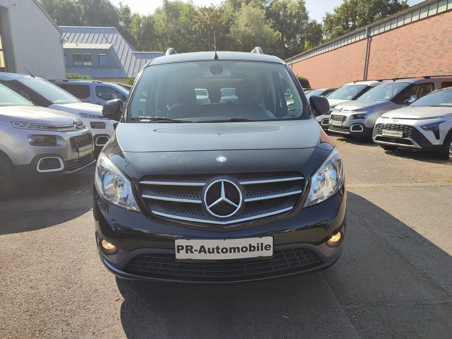 Mercedes-Benz Citan 111 CDI Klima/Alu/Allwetter/Navi/PDC+Cam Noir - 2