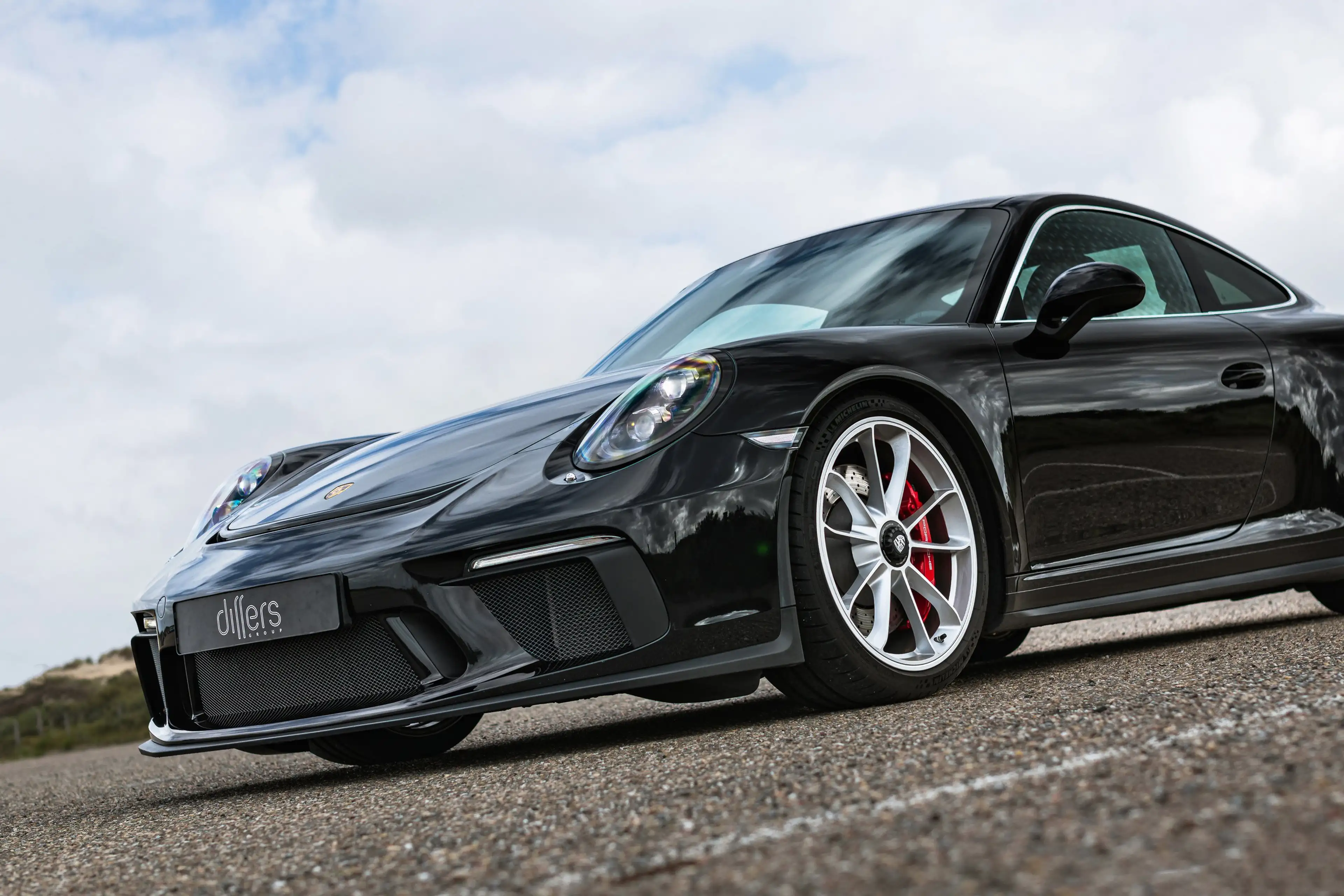 Porsche 991 911 GT3 Touring — photo 8