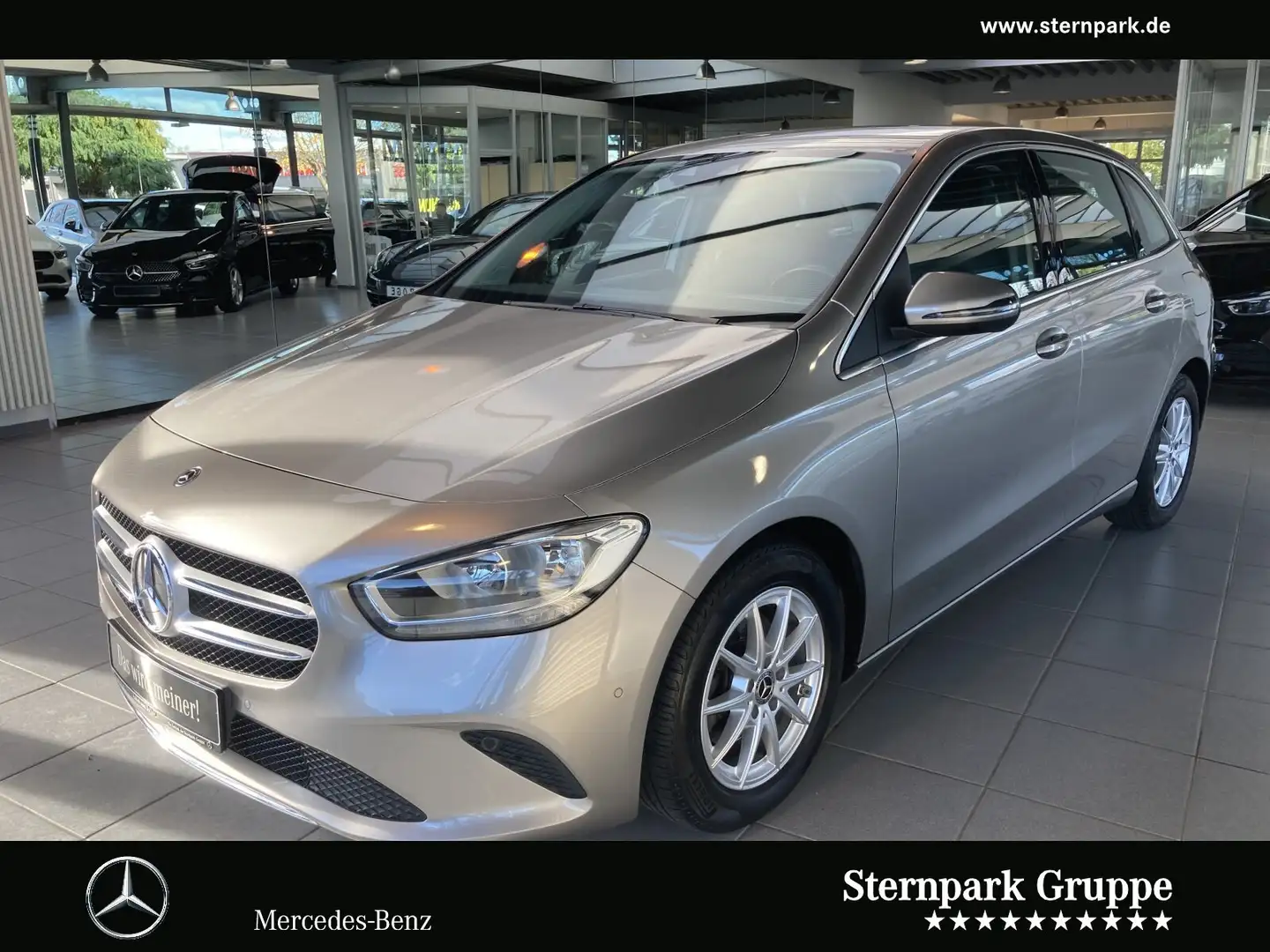 Mercedes-Benz B 180 B 180 Progressive Kamera*Navi*el.Heckkl*Tempomat Silber - 1