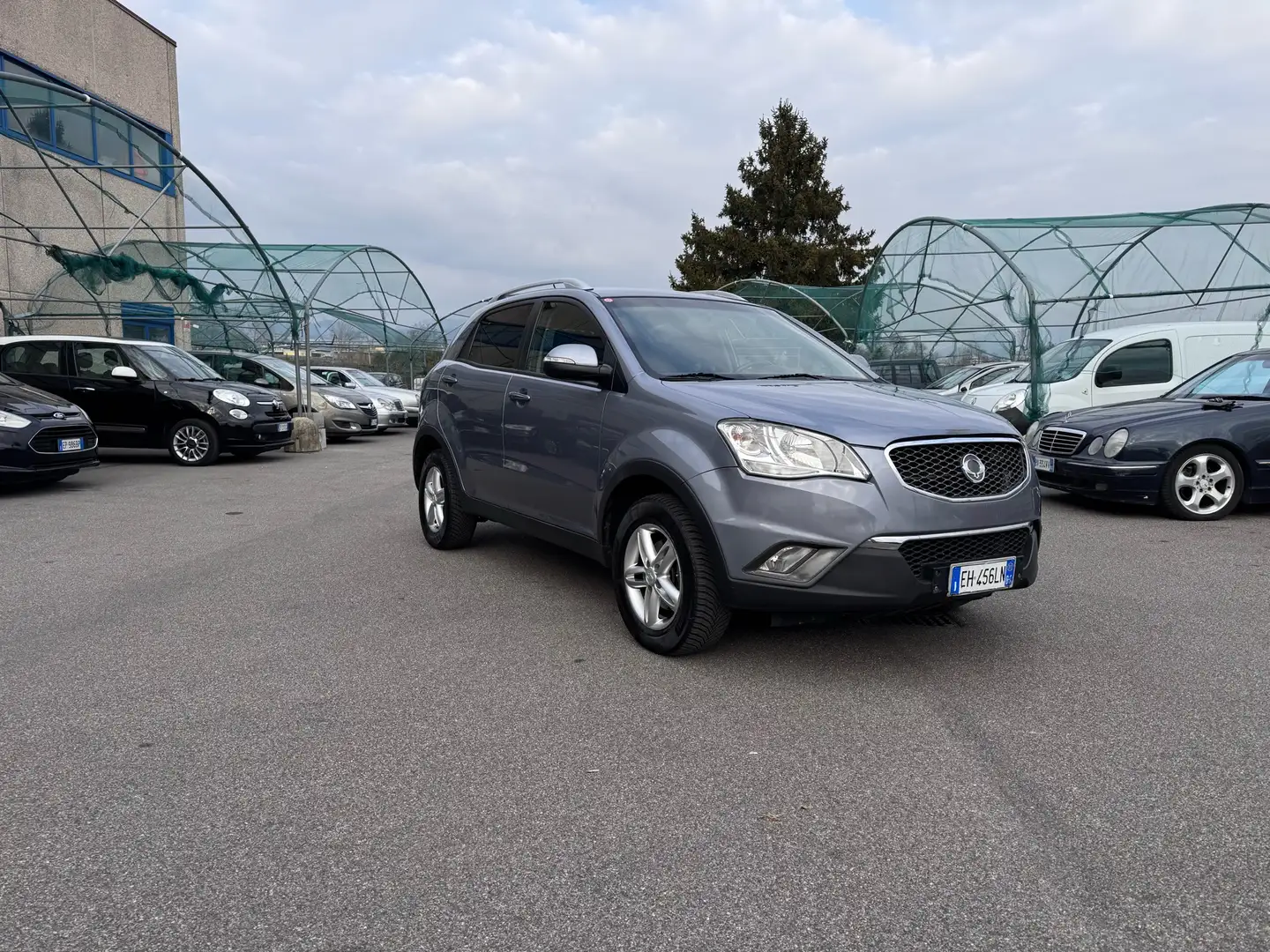SsangYong Korando 2.0 e-xdi Classy awd Modrá - 1