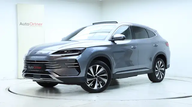 BYD Seal U DM-i PHEV Boost