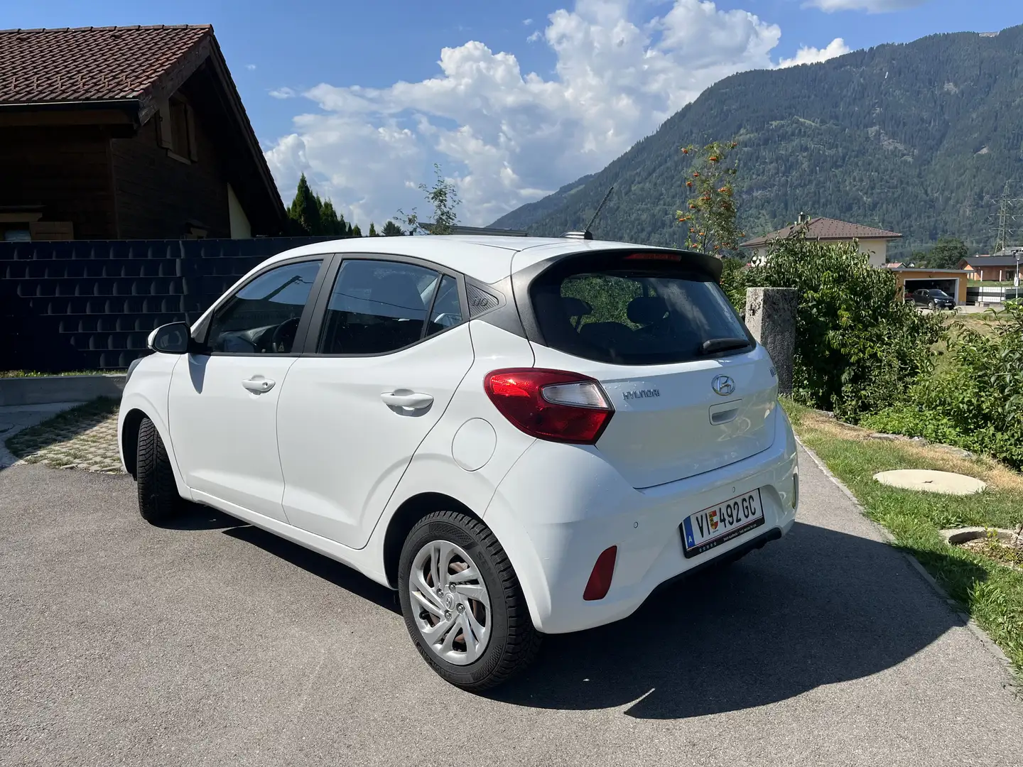 Hyundai i10 i10 1,0 Level 2 Level 2 Weiß - 2