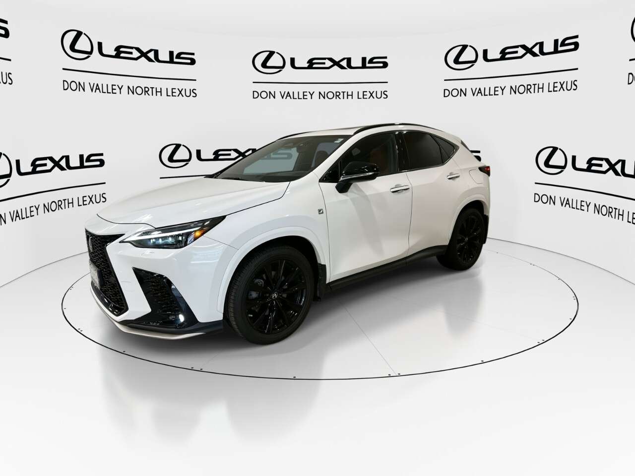 2023 Lexus NX F Sport 1-F Sport Wheels and Leather Seats-CarPlay — снимка 1