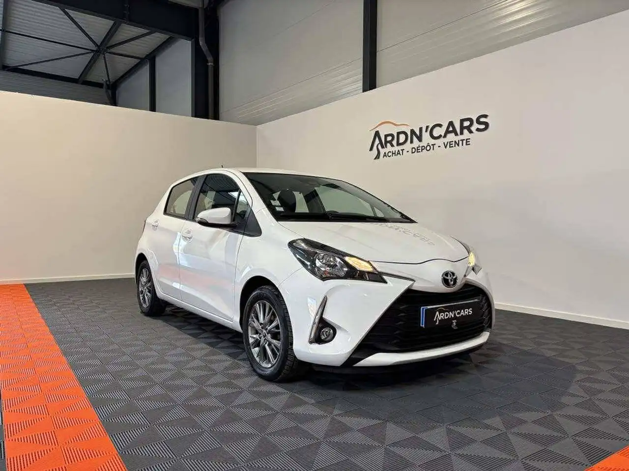 Toyota Yaris Active 5p - Camera de recul