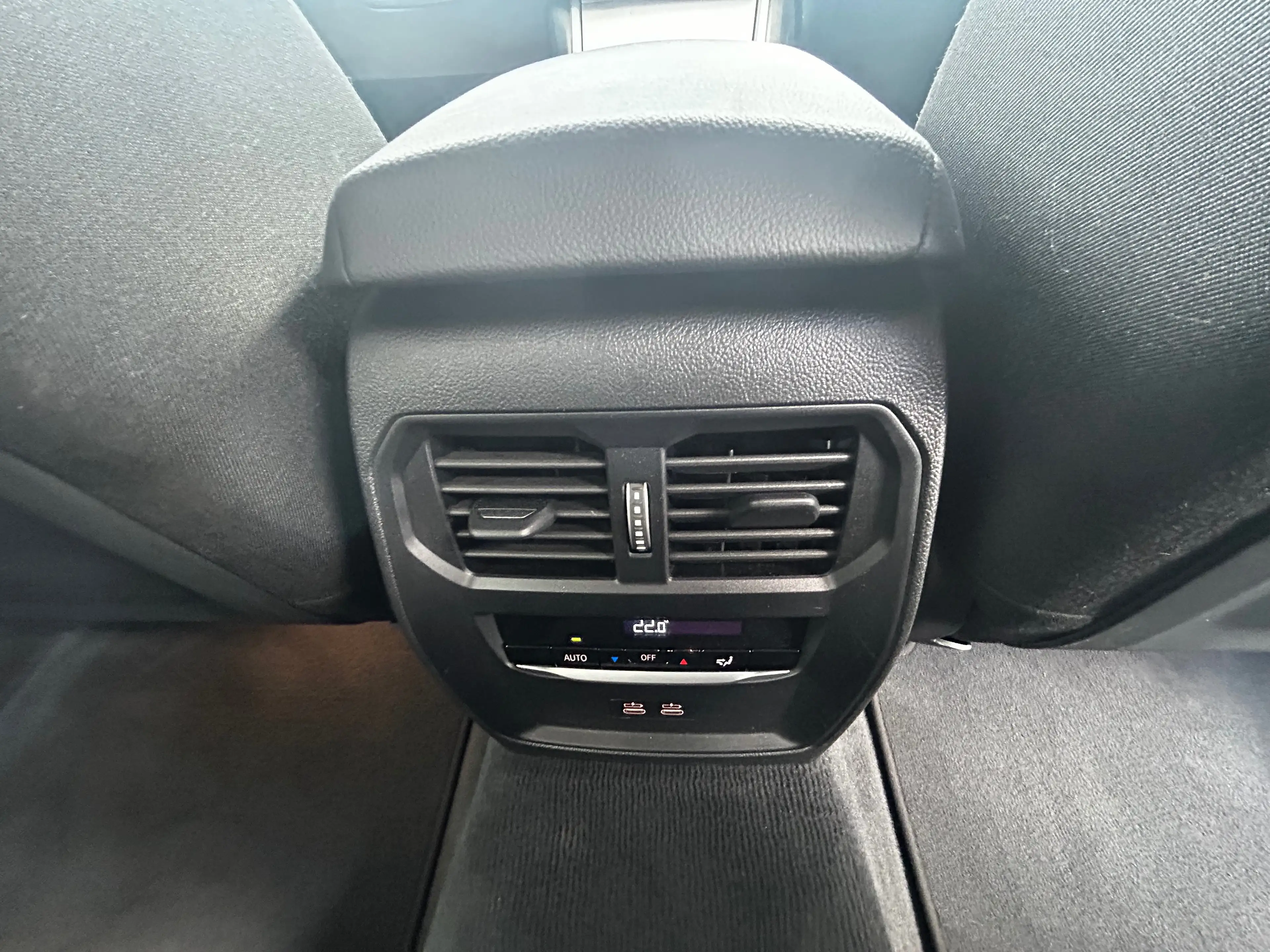 BMW 318 318 d Aut Navigation LED Kamera 1 Besitz — photo 14