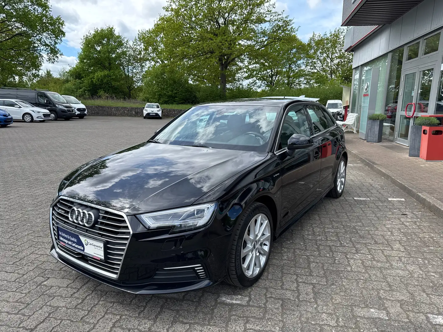 Audi A3 e-tron design Schwarz - 1