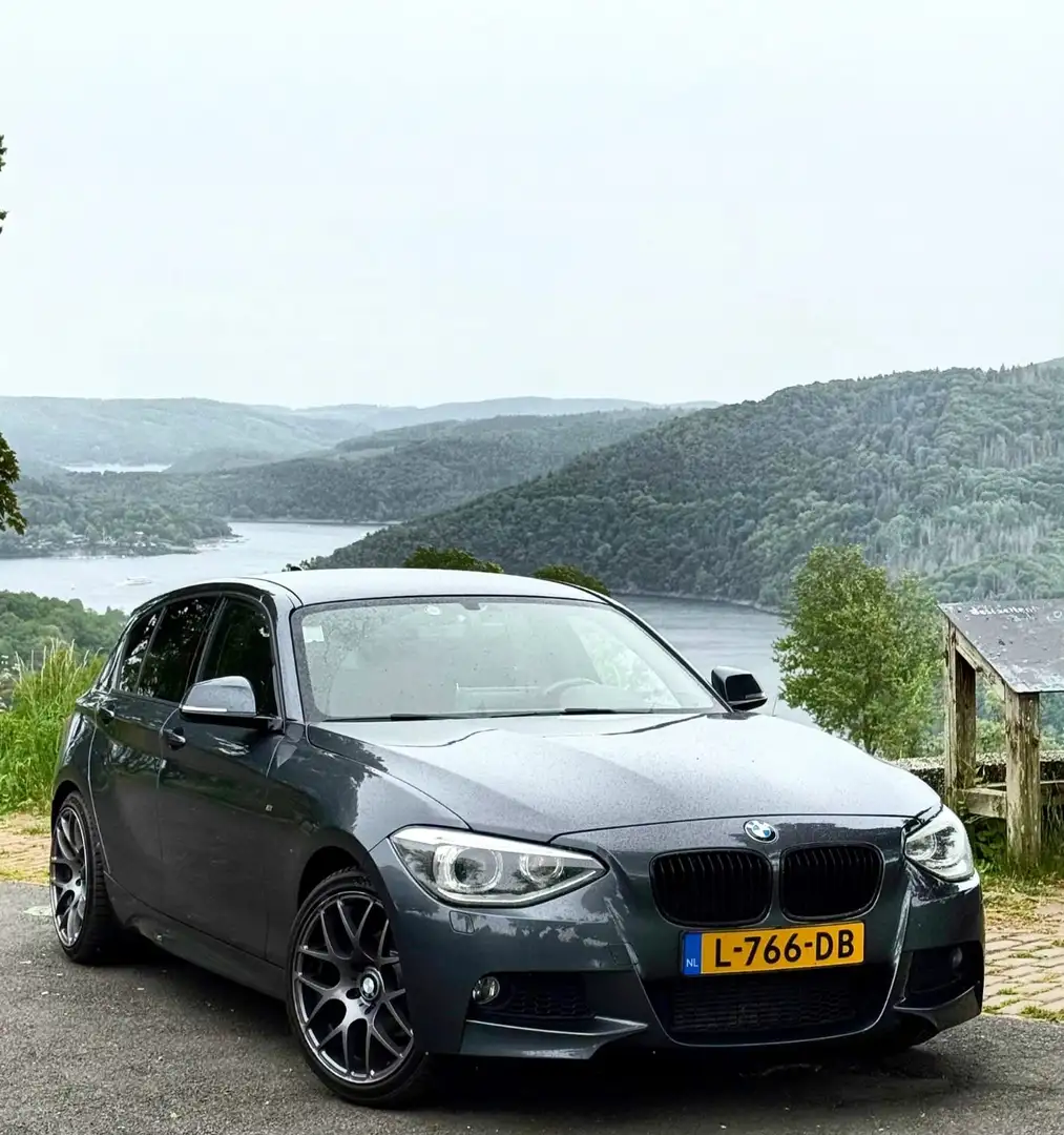 BMW 116 116 Business Grijs - 1