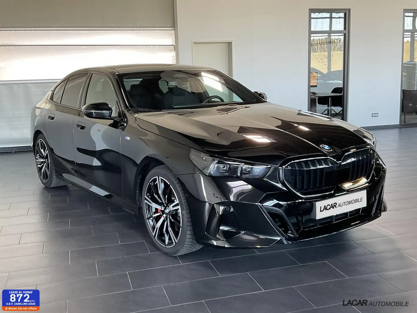 BMW 520 5-serie 520i I M Sport Pro I Pano I H&K Zwart - 1