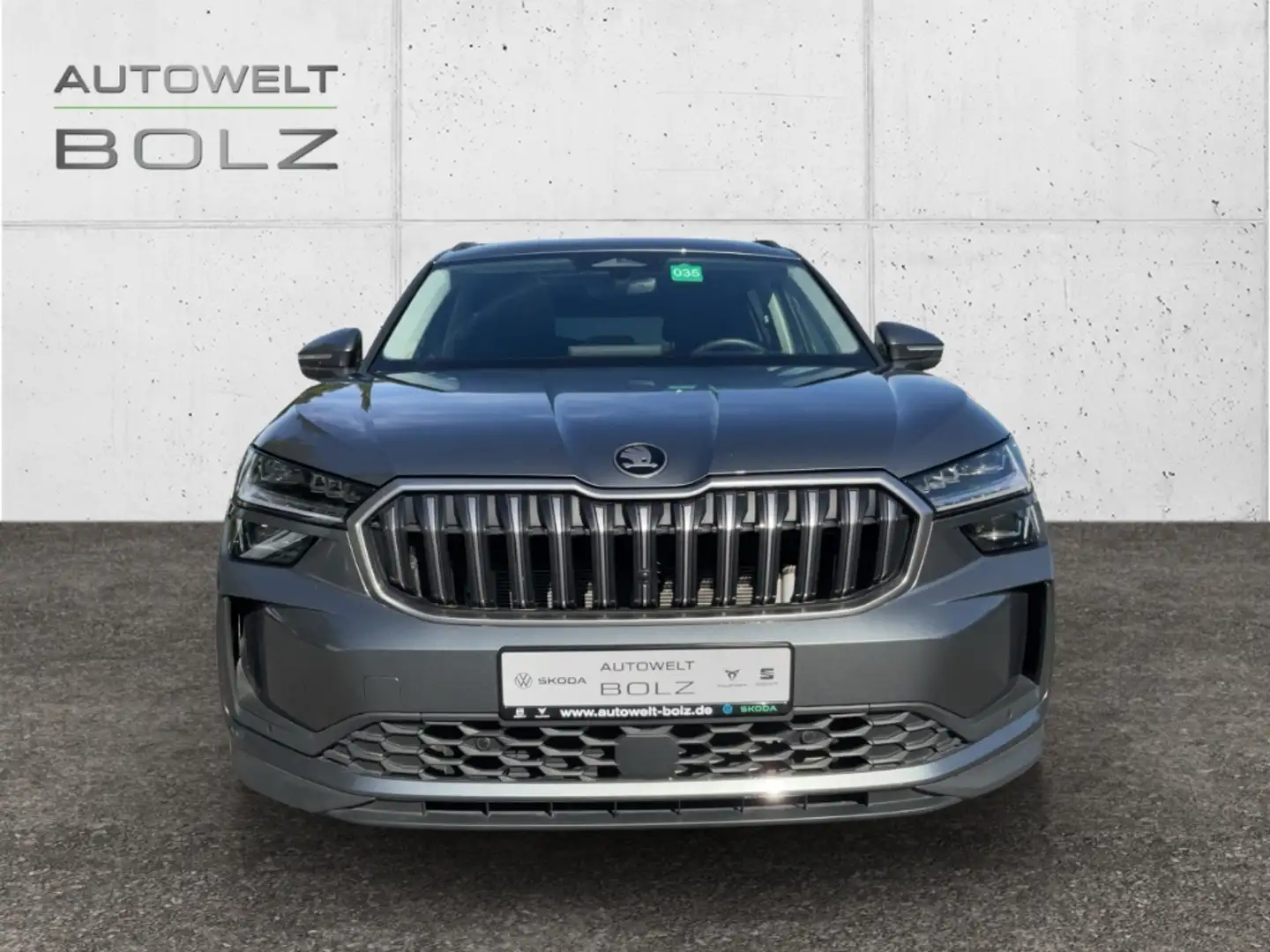 Skoda Kodiaq 2.0 TDI 4x4 Selection HUD Pano Kamera Navi Digital Grau - 2