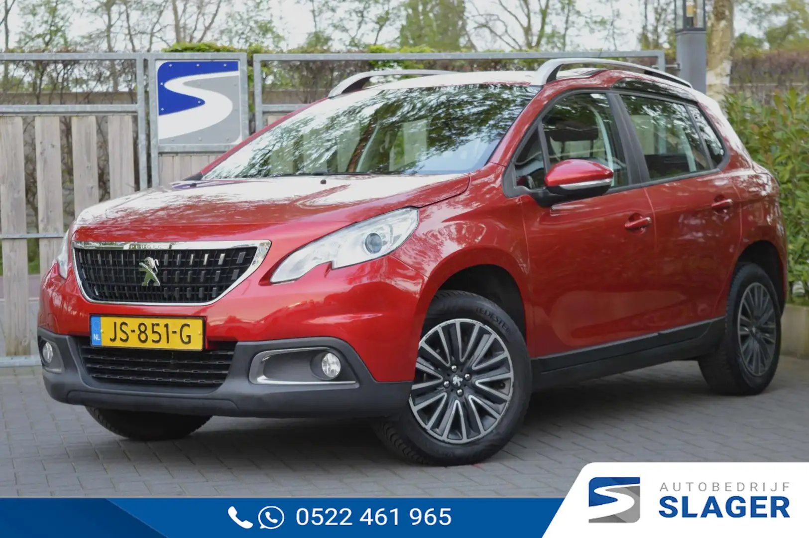 Peugeot 2008 1.2 PureTech Active - Airco|Cruise|Navi Rood - 1