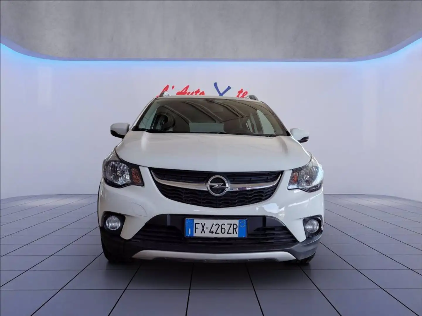 Opel Karl 1.0 Rocks 73cv my19 Bianco - 2