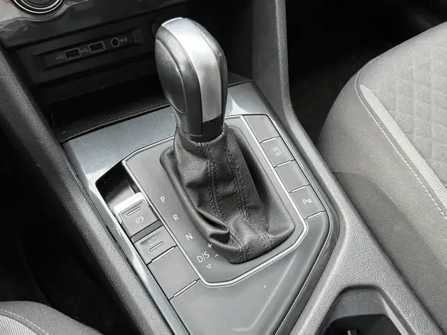 Volkswagen Tiguan view 25