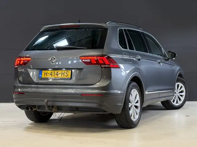 Volkswagen Tiguan view 11