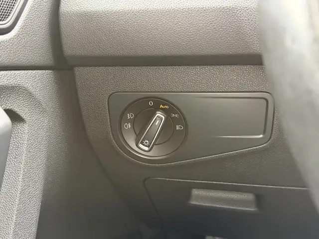 Volkswagen Tiguan view 17