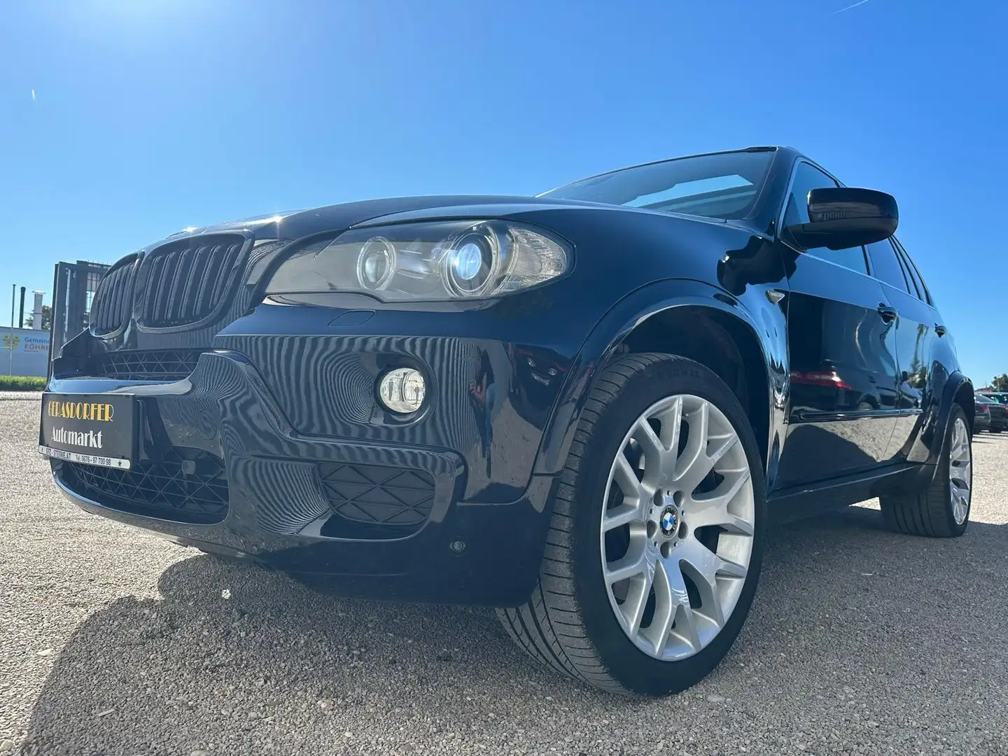 BMW X5 3.0 d M-Paket *7-Sitze*Panorama*Head-Up* Schwarz - 2