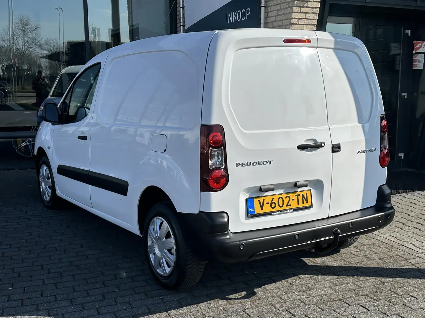 Peugeot Partner 120 1.6 BlueHDi 75 L1 Premium*A/C*CRUISE*HAAK*PDC* Wit - 2