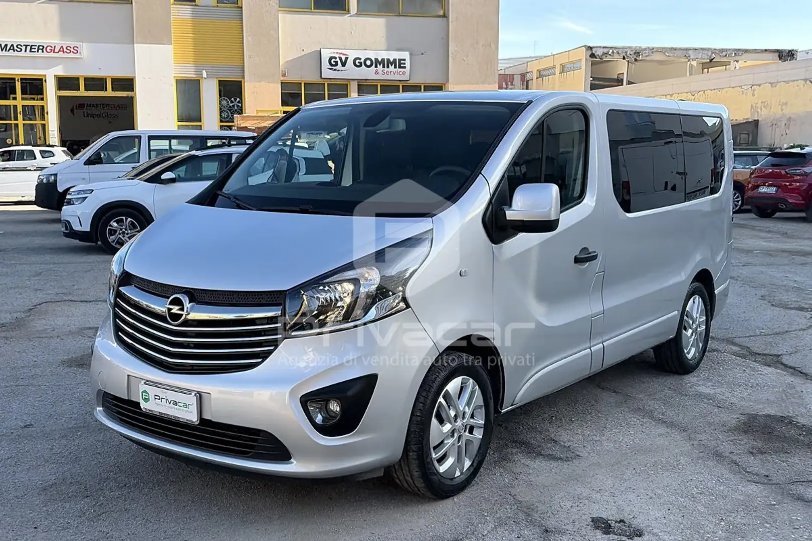 Opel Vivaro Vivaro 29 1.6 BiTurbo S&S PC-TN Combi N1 Argento - 1