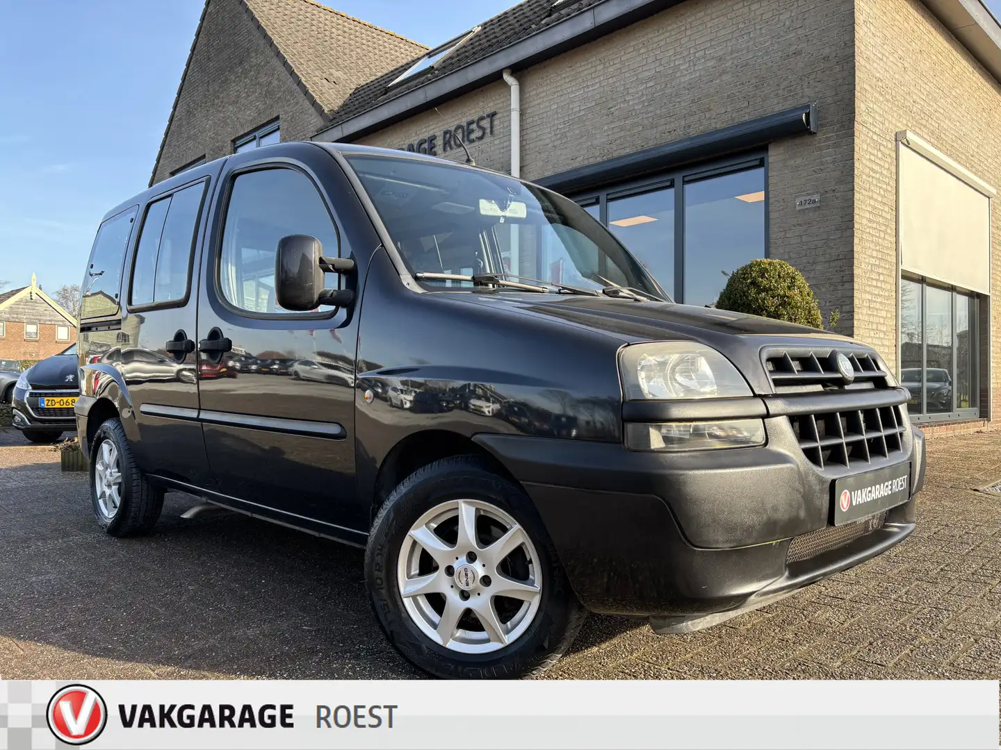 Fiat Doblo 1.6 16V ELX Rolstoelauto 4+1 Airco / All-Seasons Negro - 1