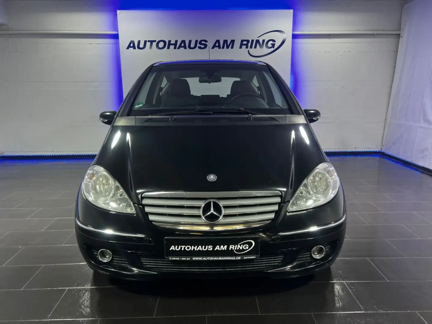 Mercedes-Benz A 200 CDI Elegance Aut. 2xPDC SZHG ALU REGENSENS Fekete - 1