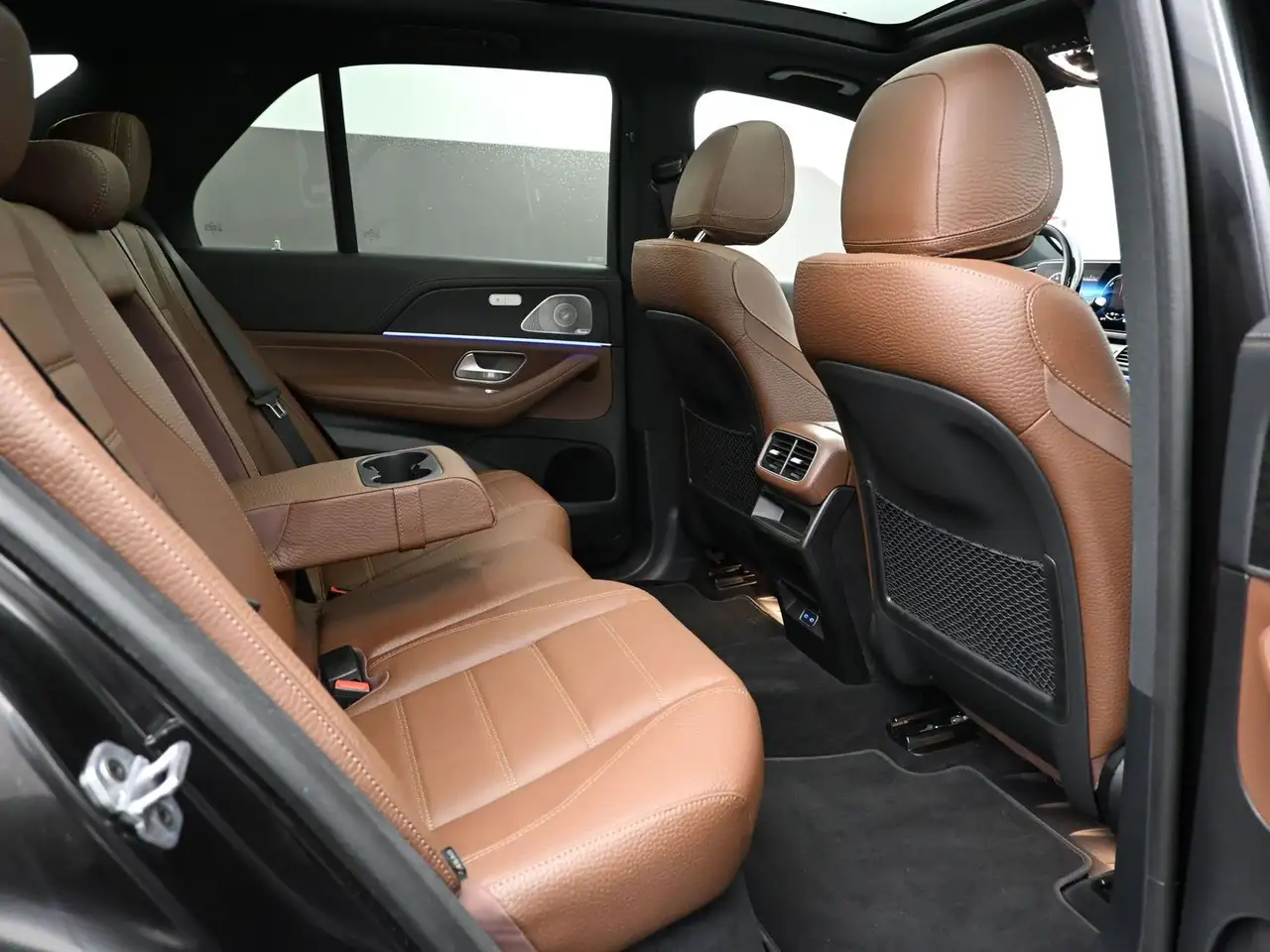 Mercedes-Benz GLE снимка Mercedes-Benz GLE
