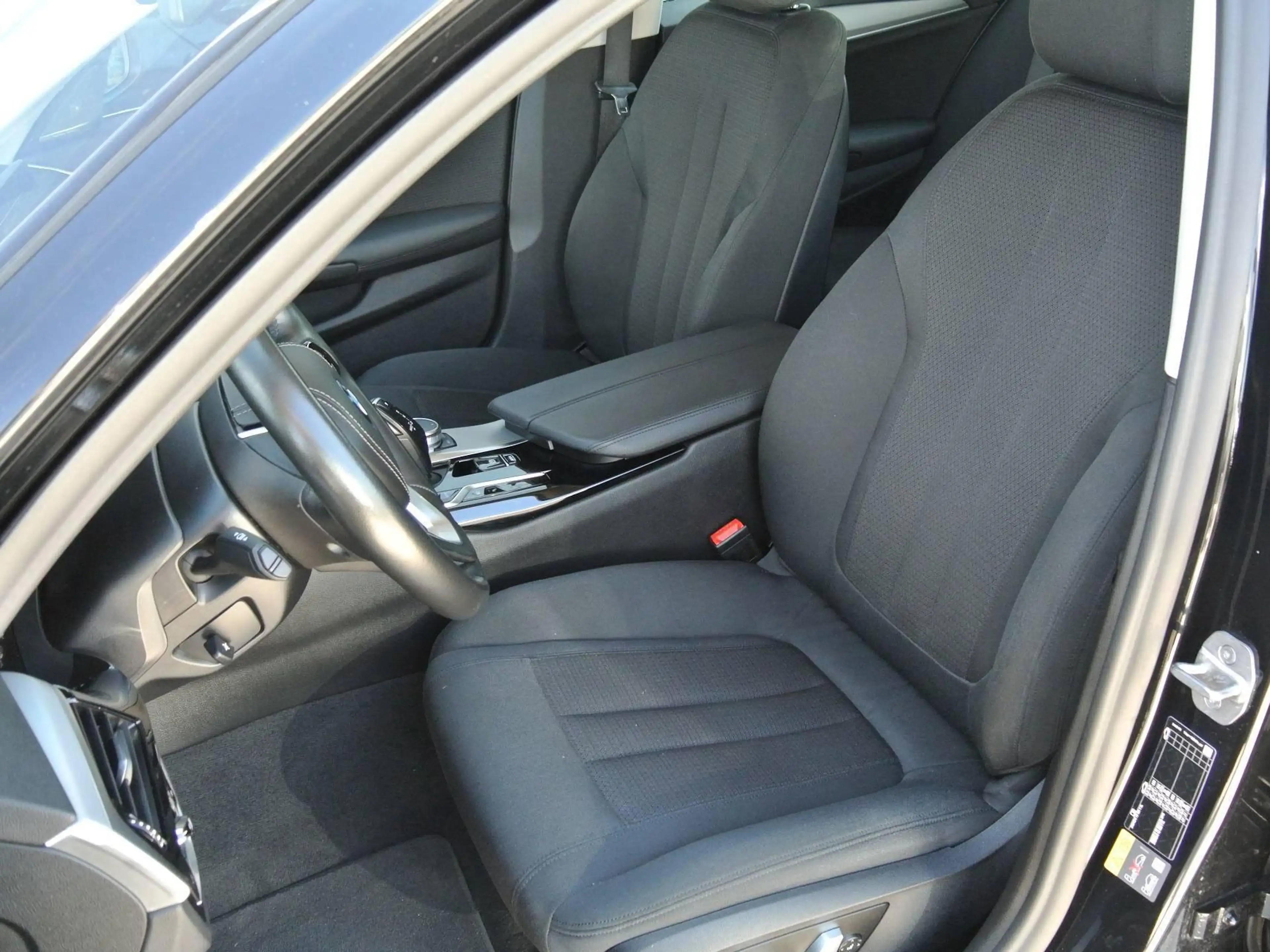 BMW 530 e xdrive touring Aut. * Live-Cockpit * 1. BESITZ — photo 9