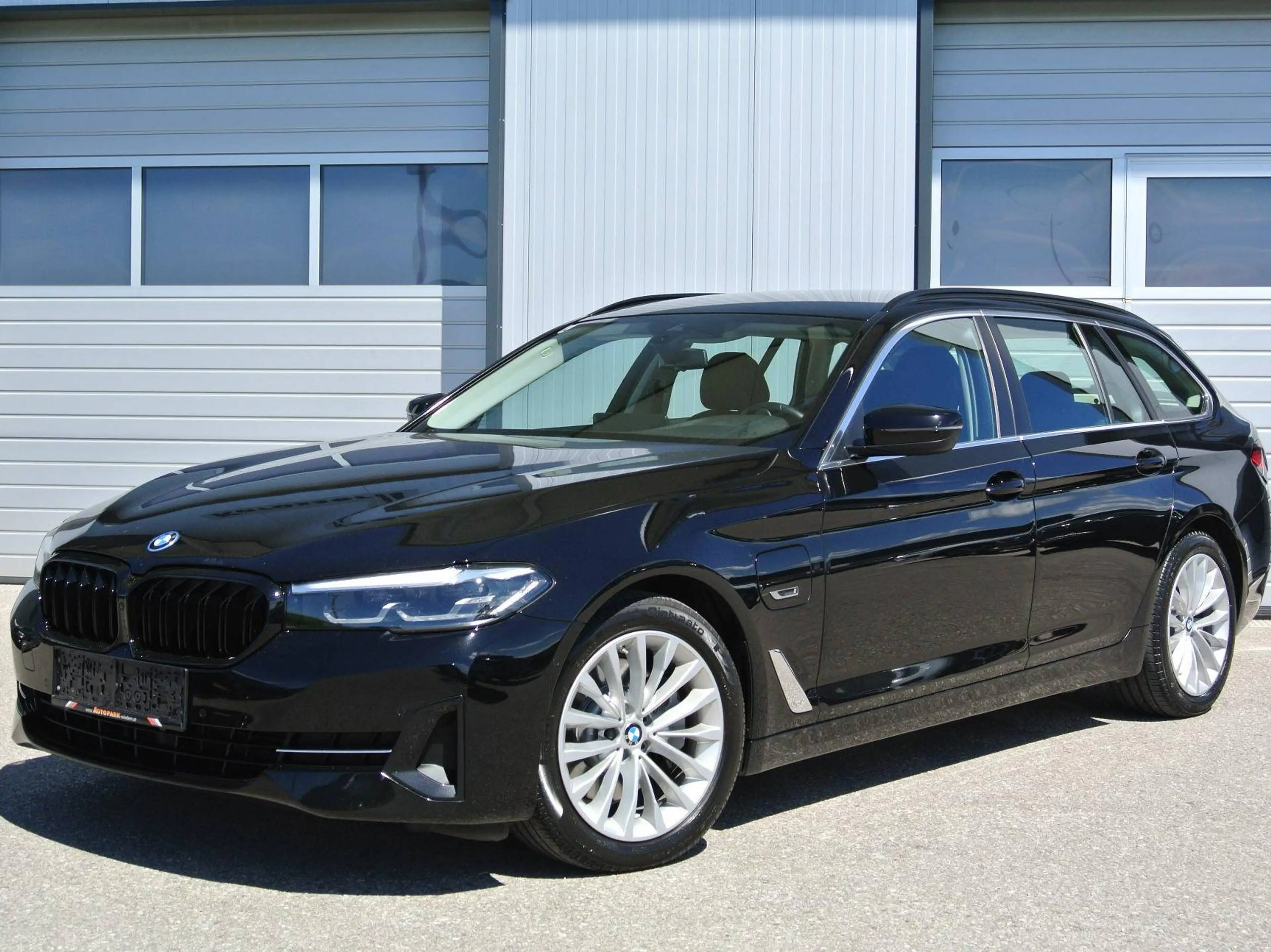 BMW 530 e xdrive touring Aut. * Live-Cockpit * 1. BESITZ — photo 5