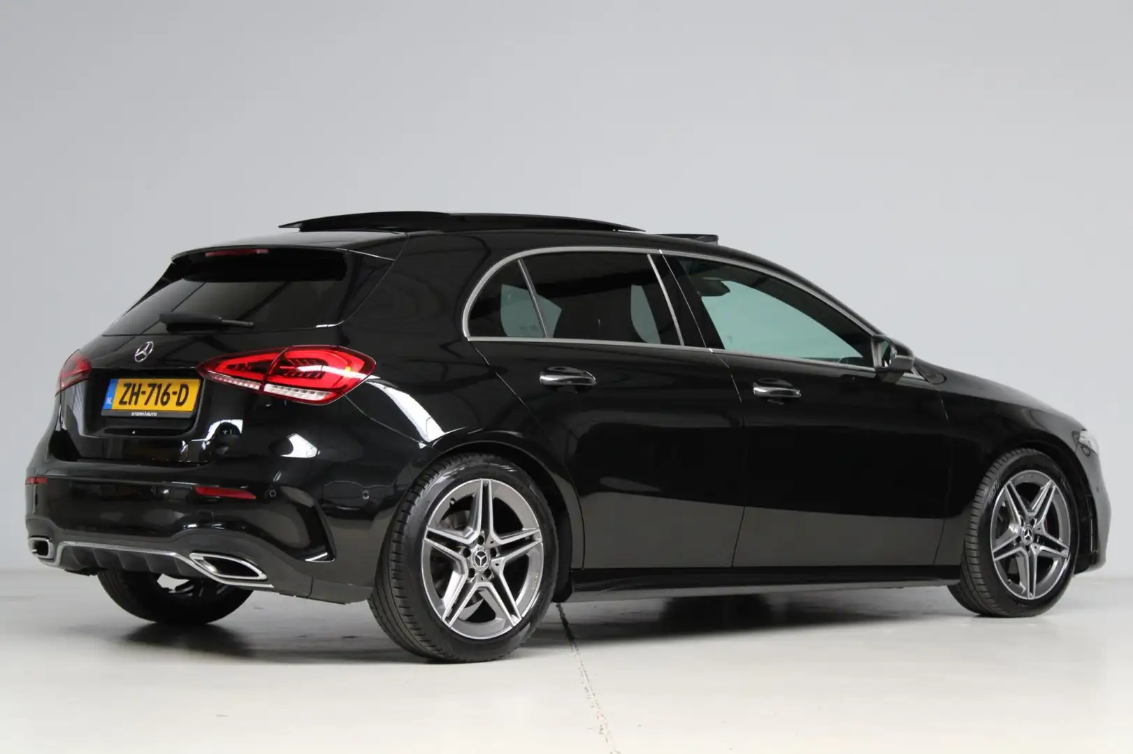 Mercedes-Benz A 200 AMG | panoramadak | sfeerverlichting | apple carpl Negro - 2