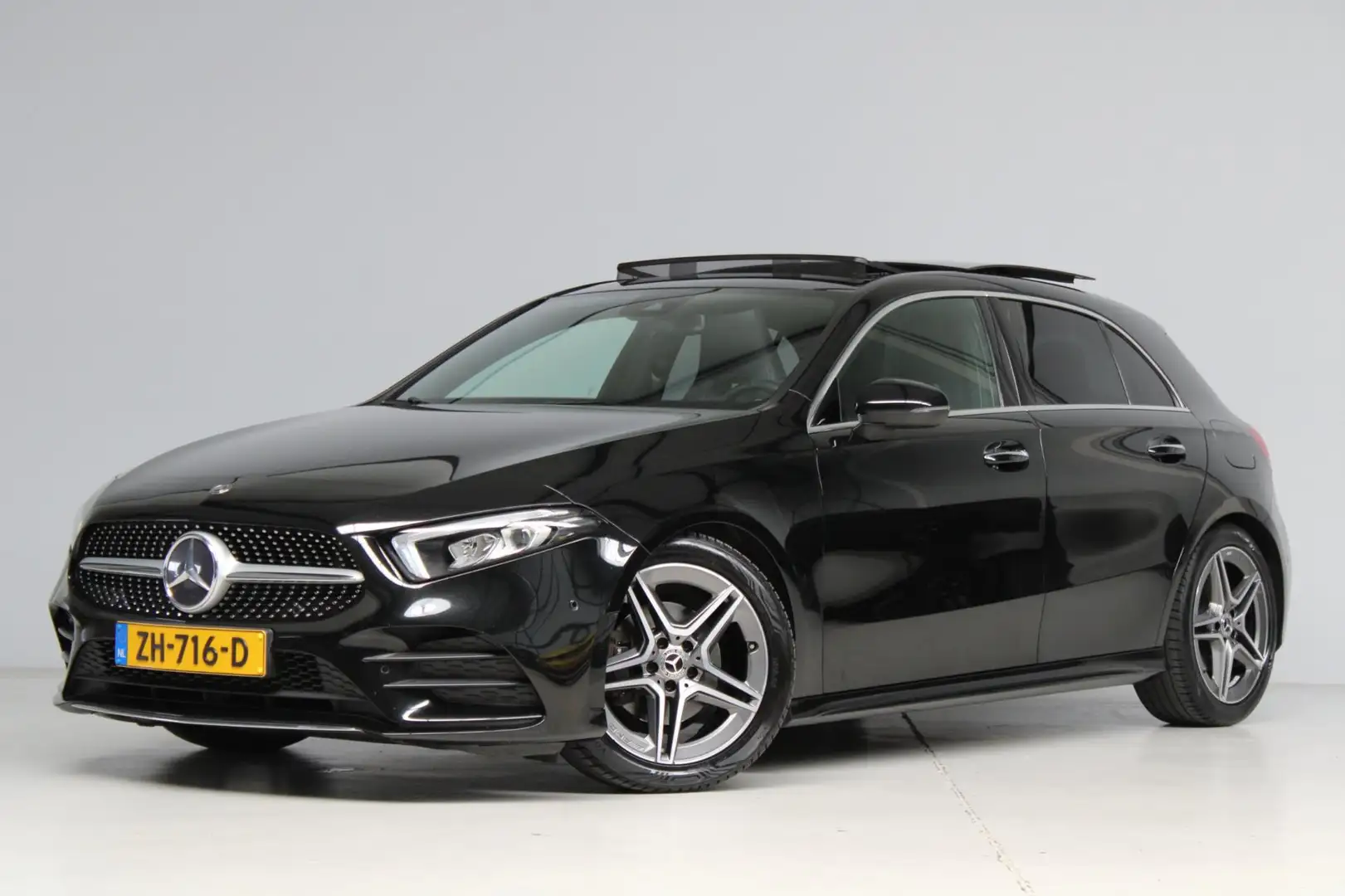 Mercedes-Benz A 200 AMG | panoramadak | sfeerverlichting | apple carpl Negro - 1
